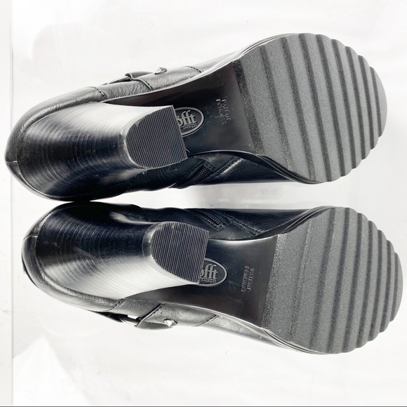 Sundance Sofft Heel Ankle Boot in Black Leather - Picture 10 of 12